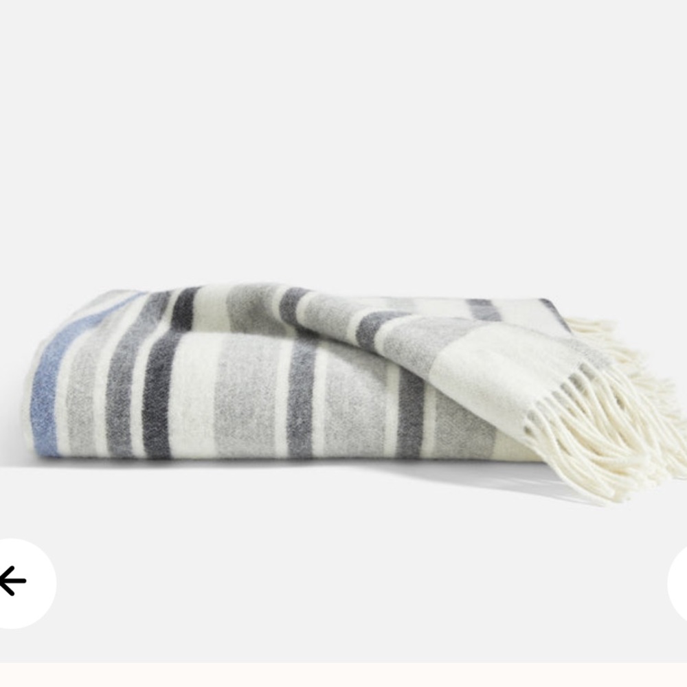 Lovely throw from Brooklinen! EUC